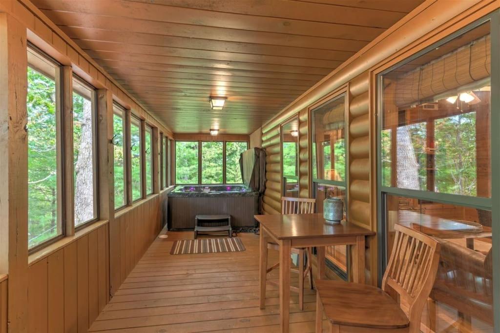 Dogwood Lodge - Dog Friendly W Hot Tub & Fire Pit Morganton Exterior photo