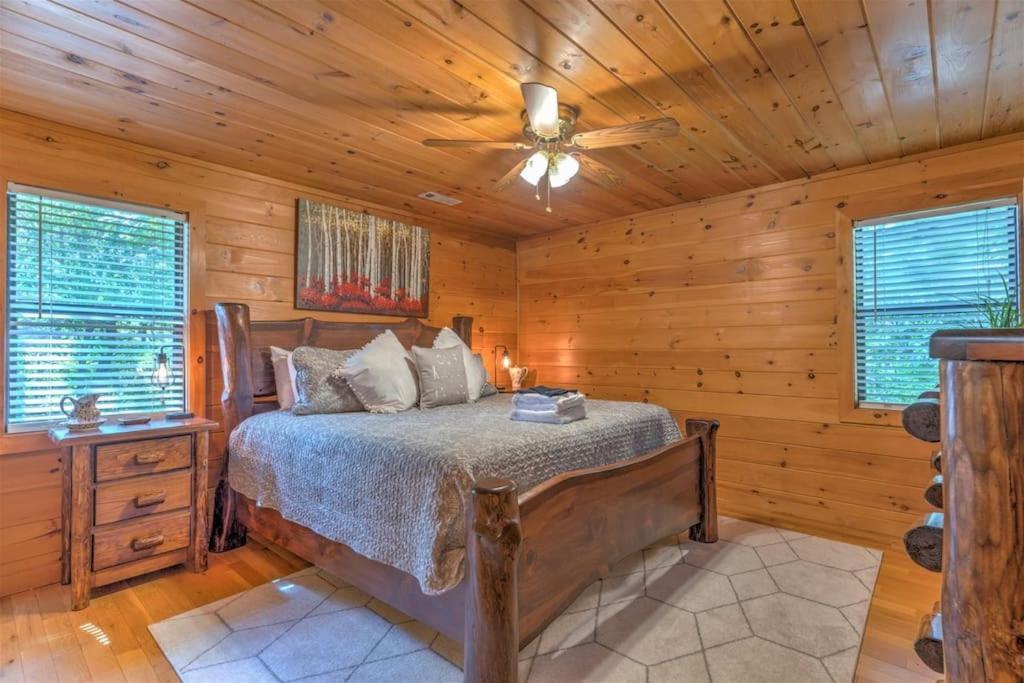 Dogwood Lodge - Dog Friendly W Hot Tub & Fire Pit Morganton Exterior photo